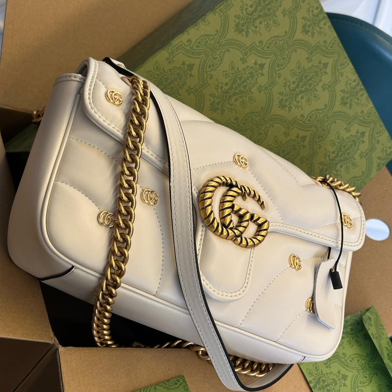 Gucc.i Sling Bag