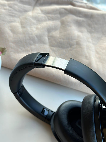 JB.L TOUR ONE M2 HEADPHONES