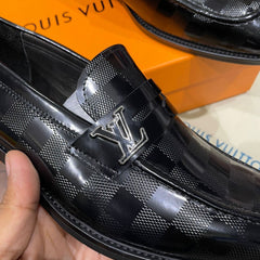 LOUI.S VUITTO.N CALF LEATHER LOAFERS