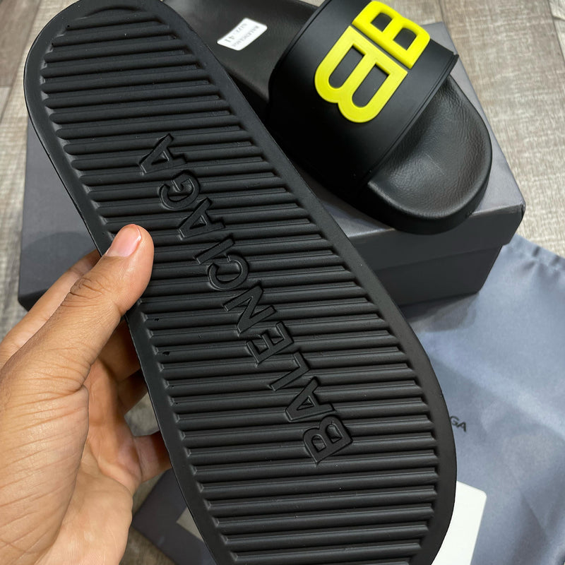 Balenciag.a Sleeper