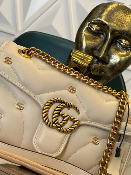 Gucc.i Sling Bag