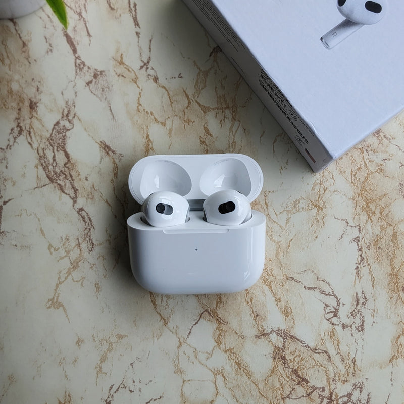 Airpo.ds 3 (Case Free)