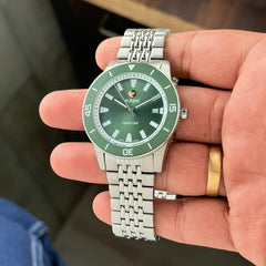 RAD.O CAPTAIN COOK R32505313