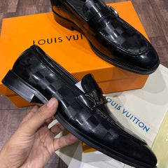 LOUI.S VUITTO.N CALF LEATHER LOAFERS