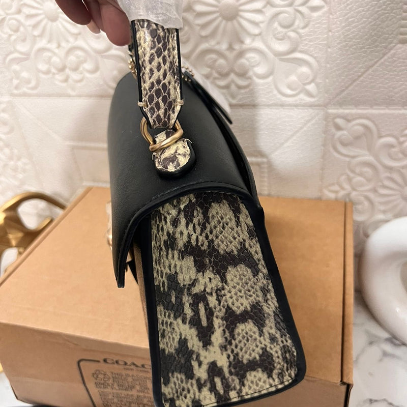 COAC.H TOP HANDLE BAG