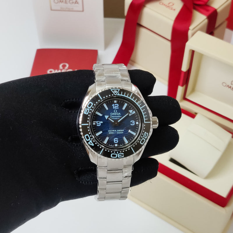 OMEG.A SEAMASTER Planet Ocean ULTRA DEEP 600M 215.30.46.21.03.002.  AUTOMATIC