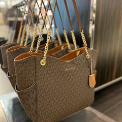 Michae.l Kors Signature Jet Set Large Logo Shoulder Tote Bag