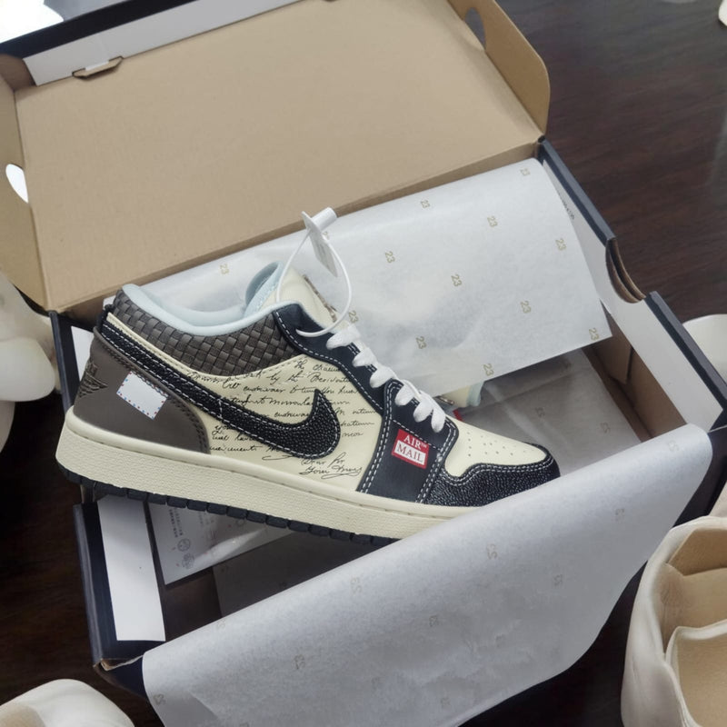 Nik.e Air Jordan 1 Low Print Mail Brown