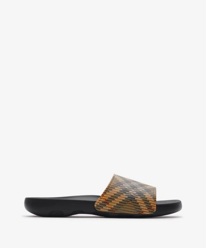 BURBERR.Y SLIDES