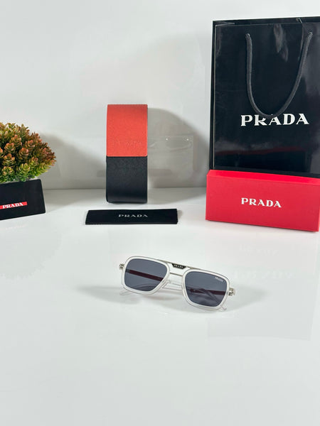 Prad.a Ice Black