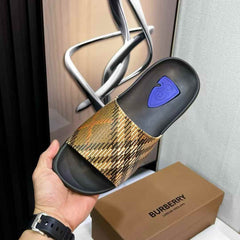 BURBERR.Y SLIDES