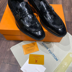 LOUI.S VUITTO.N CALF LEATHER LOAFERS