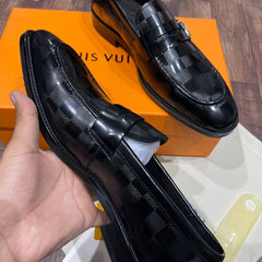 LOUI.S VUITTO.N CALF LEATHER LOAFERS
