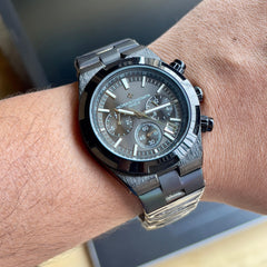 Vache°ron Constantin Overseas Chronograph Quartz
