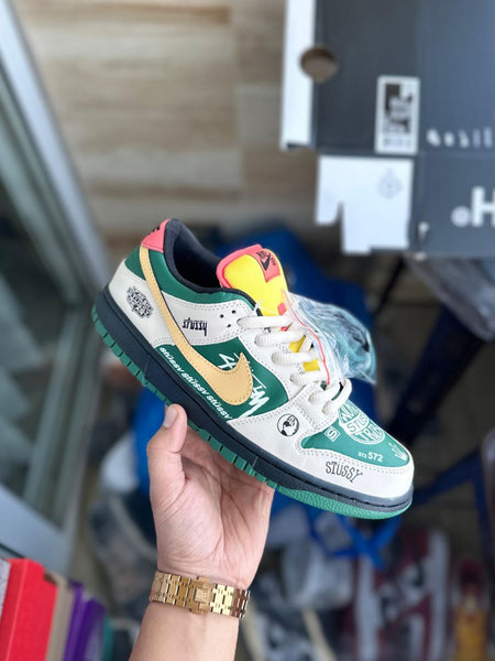 Nike S.b Dunk STU.SSY