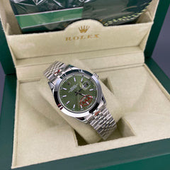 Oys.ter Perpetual with Swift movement