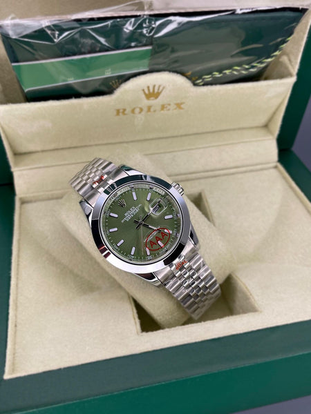 Oys.ter Perpetual with Swift movement