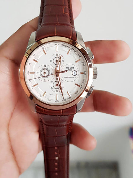 Tiss.ot couturier Swiss machinery