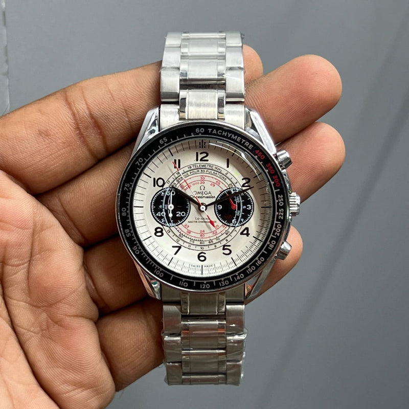 Ome.ga speedmaster racing quartz