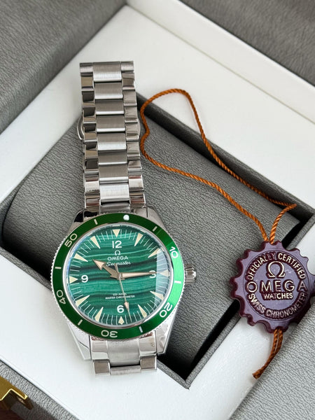 Ome.ga sport seamastar 300 automatic