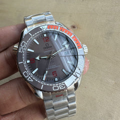 Omeg.a automatic