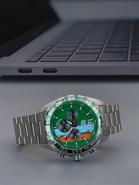 *TAG Heuer Formula 1 Gulf 
Movement-Quartz