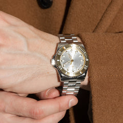 Guc.ci Dive quartz