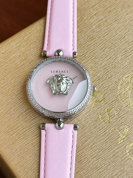 Ver.sace quartz movement