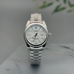 Rol.ex oyster date with white dial