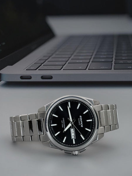 Ca.sio Edif.ice Day Date EF-100D quartz