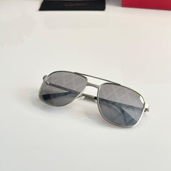 Carti.er sunglasses
