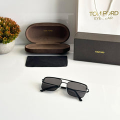 To.m fo.rd sunglasses