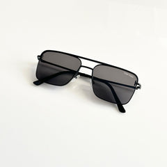 To.m fo.rd sunglasses