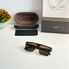To.m Fo.rd sunglasses