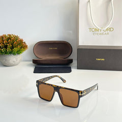 To.m Fo.rd sunglasses