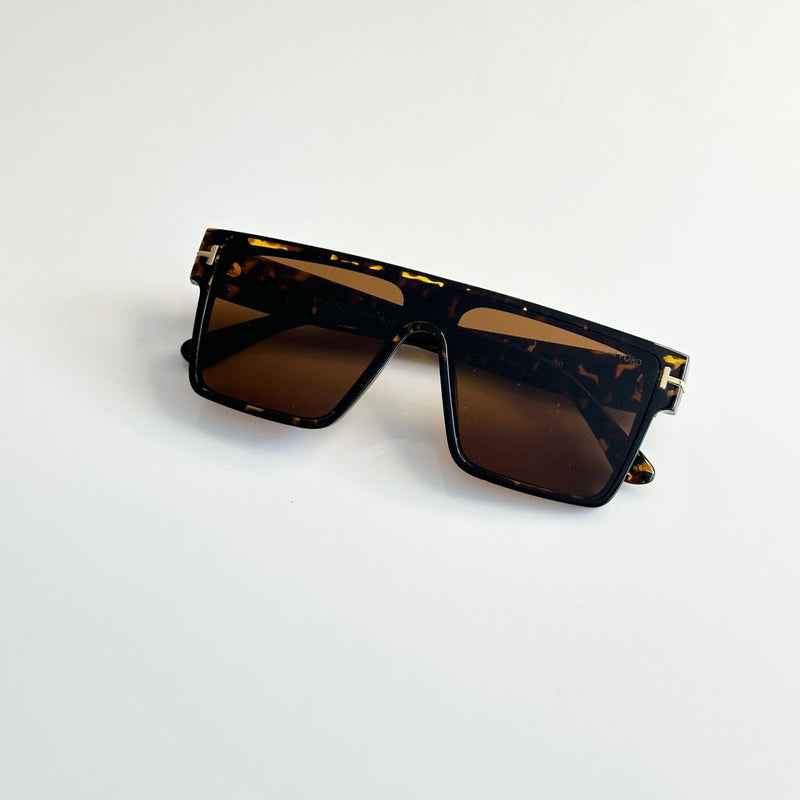 To.m Fo.rd sunglasses