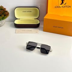 Lou.is Vu.itton sunglasses