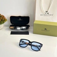 Burbe.rry sunglasses