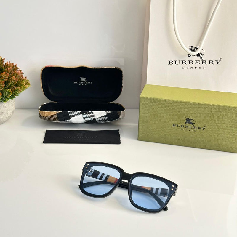 Burbe.rry sunglasses