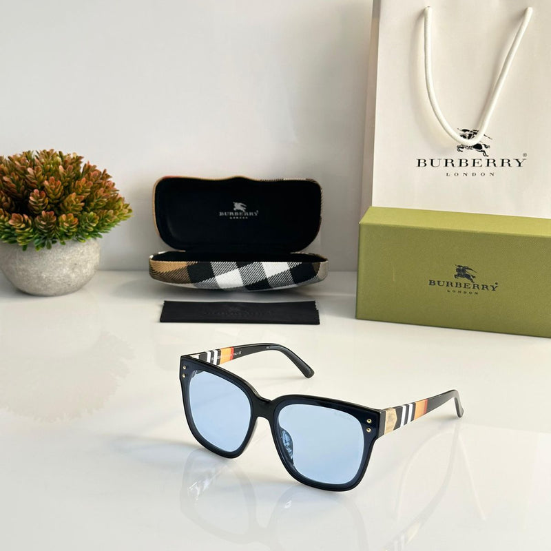 Burbe.rry sunglasses