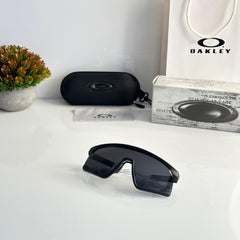 Oa.kley sunglasses