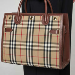 BUR.BERRY VINTAGE CHECK HANDBAGS CUM SLING