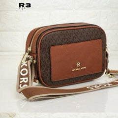 MIC.HAEL KO.RS MAEVE LARGE KORS BELT TOTTE BAG