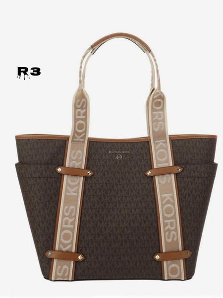 GIVEN.CHY ANTIG.ONA HANDBAG