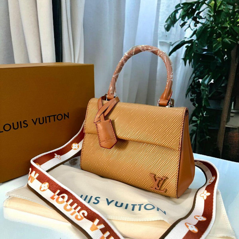 LO.UIS VUI.TTON CLUNY MINI HANDBAG