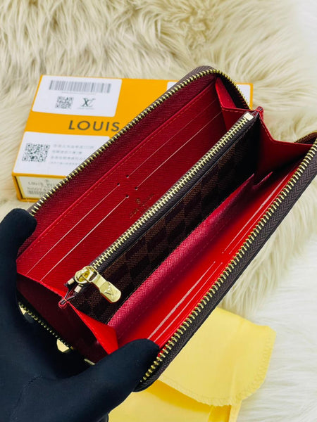 Loui.s Vui.tton wallet
