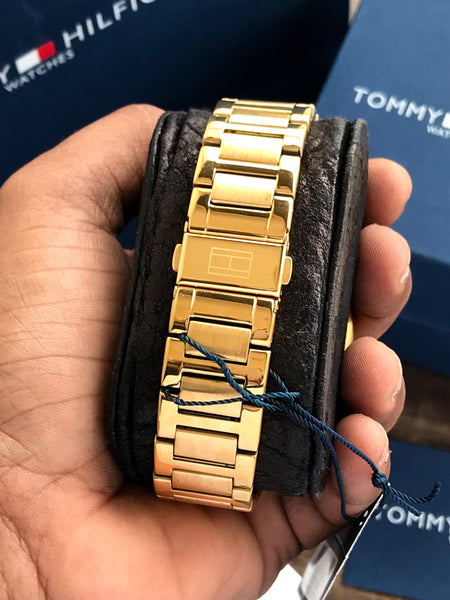 Tomm.y Hi.lfiger gold steel quartz