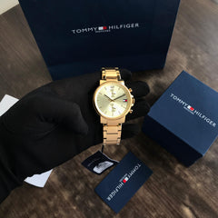 Tomm.y Hi.lfiger gold steel quartz