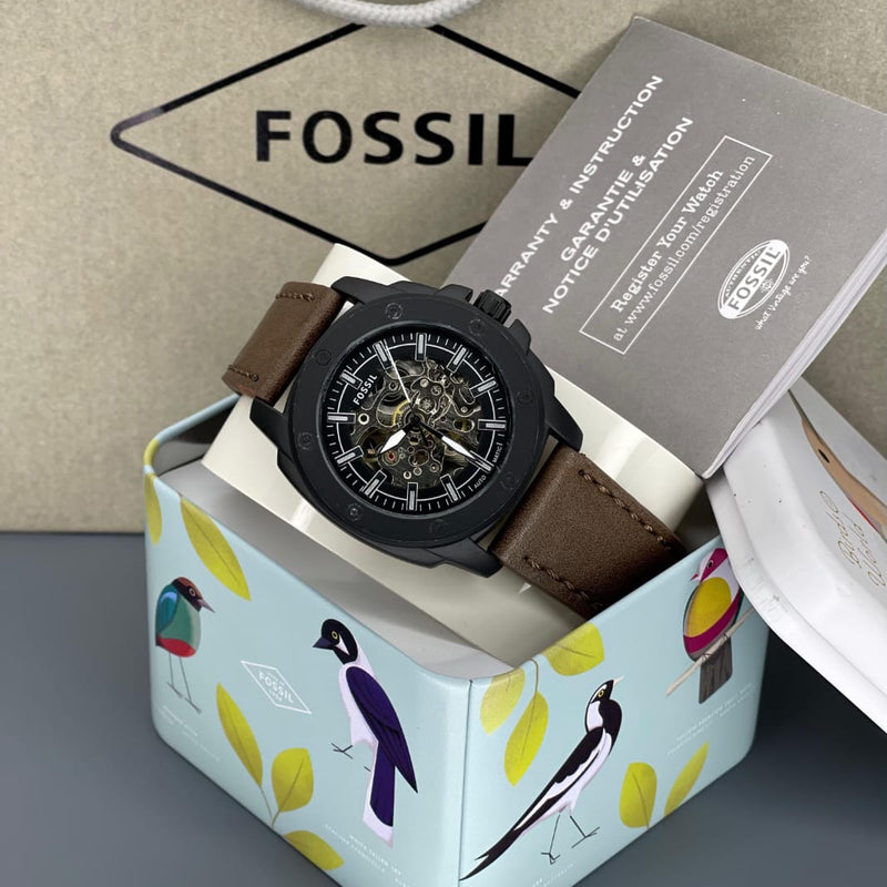 Fos.sil. Everett modern machine automatic