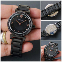 Ver.sace sleek and decent quartz